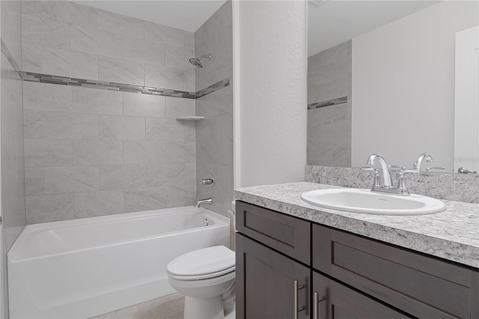 11367 Latchwood Ave Property Photo 8