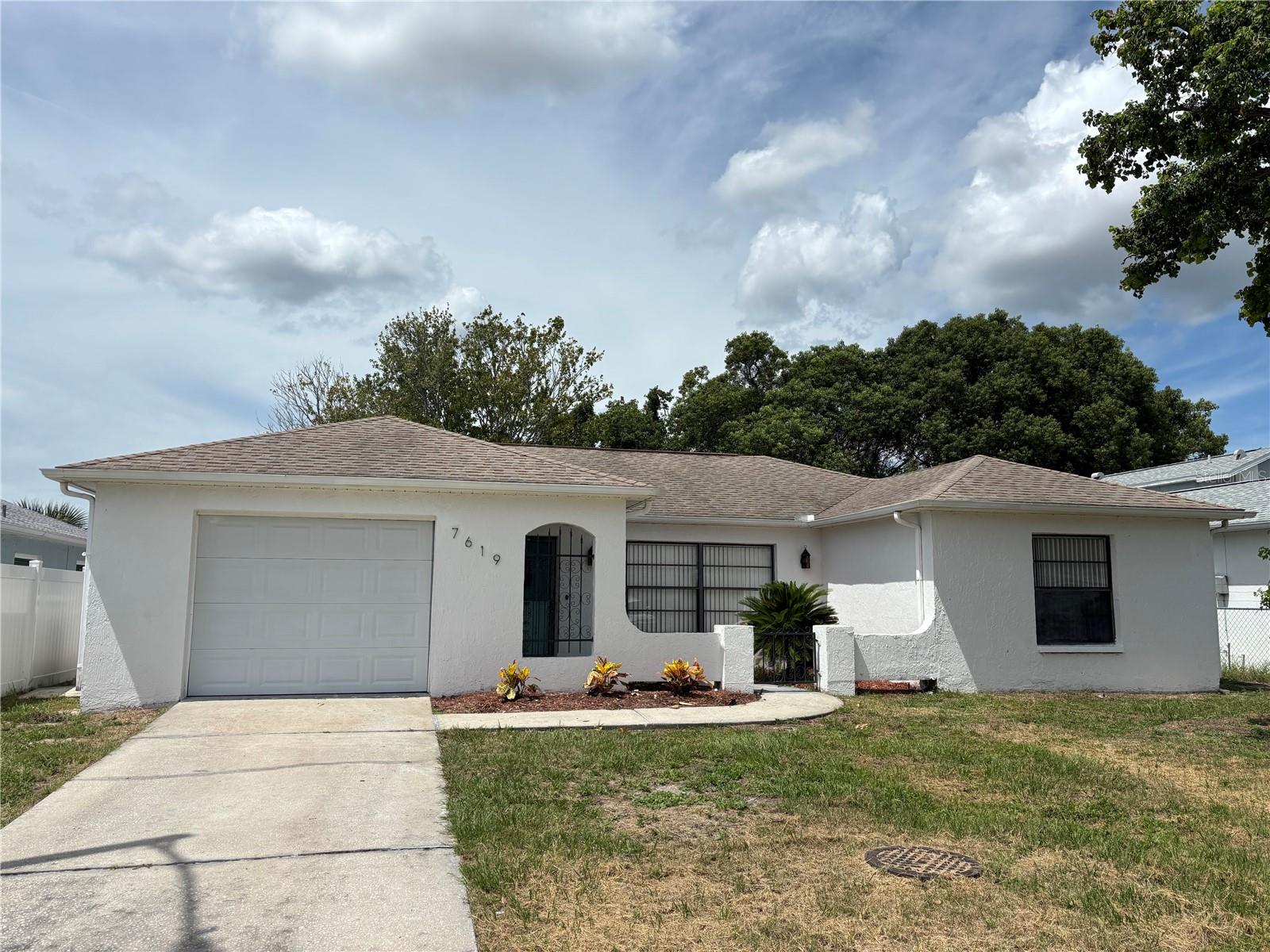 7619 Vienna Ln Property Photo
