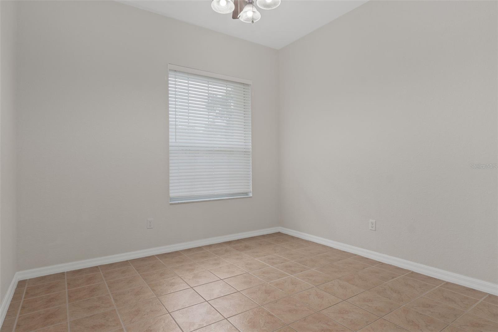 17948 Greensboro St Property Photo 37