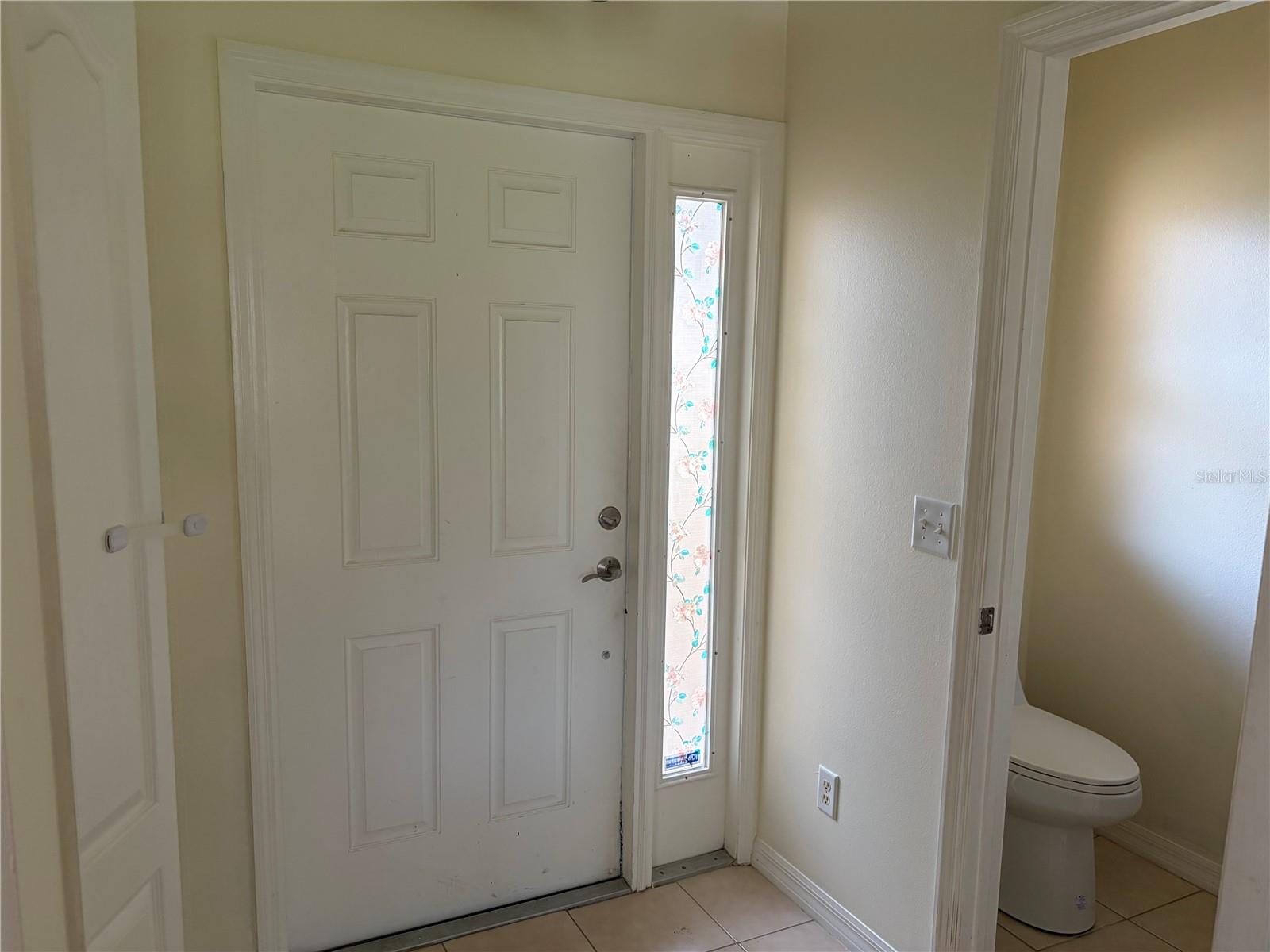 8914 Iron Oak Property Photo 13