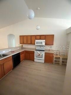 3010 Greynolds Ave Property Photo 3