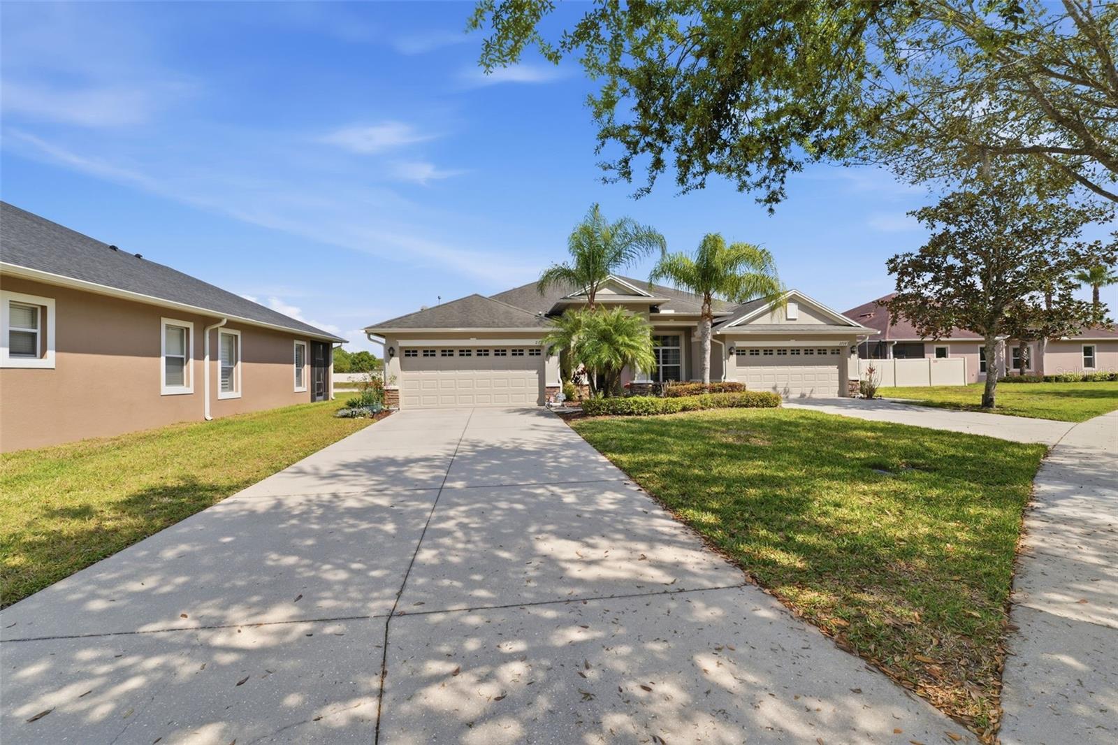 2732 Devonoak Blvd Property Photo 35