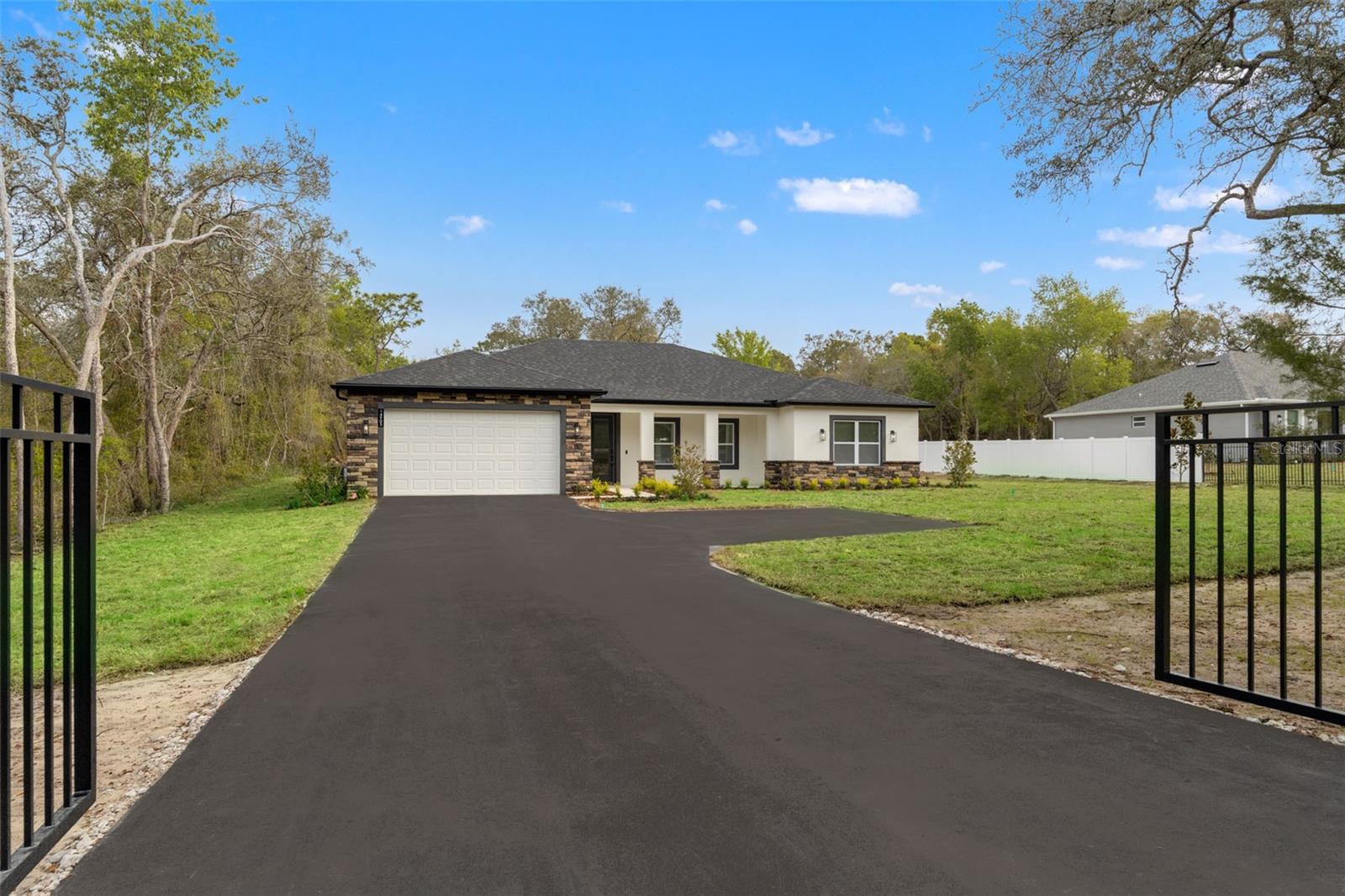 14905 Peace Blvd Property Photo 1
