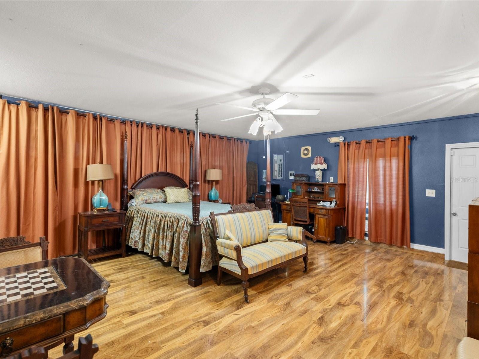 10721 Skyhawk Dr Property Photo 54