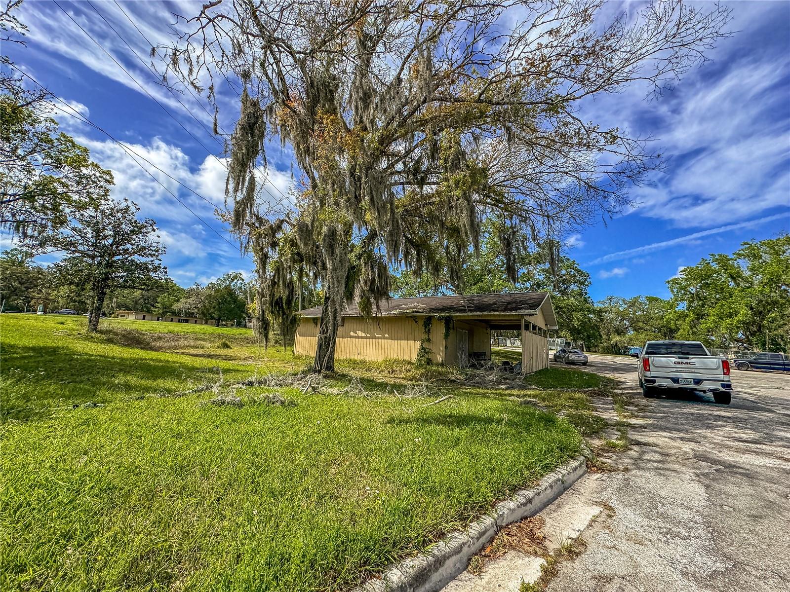 615 Old Hospital Dr Property Photo 58