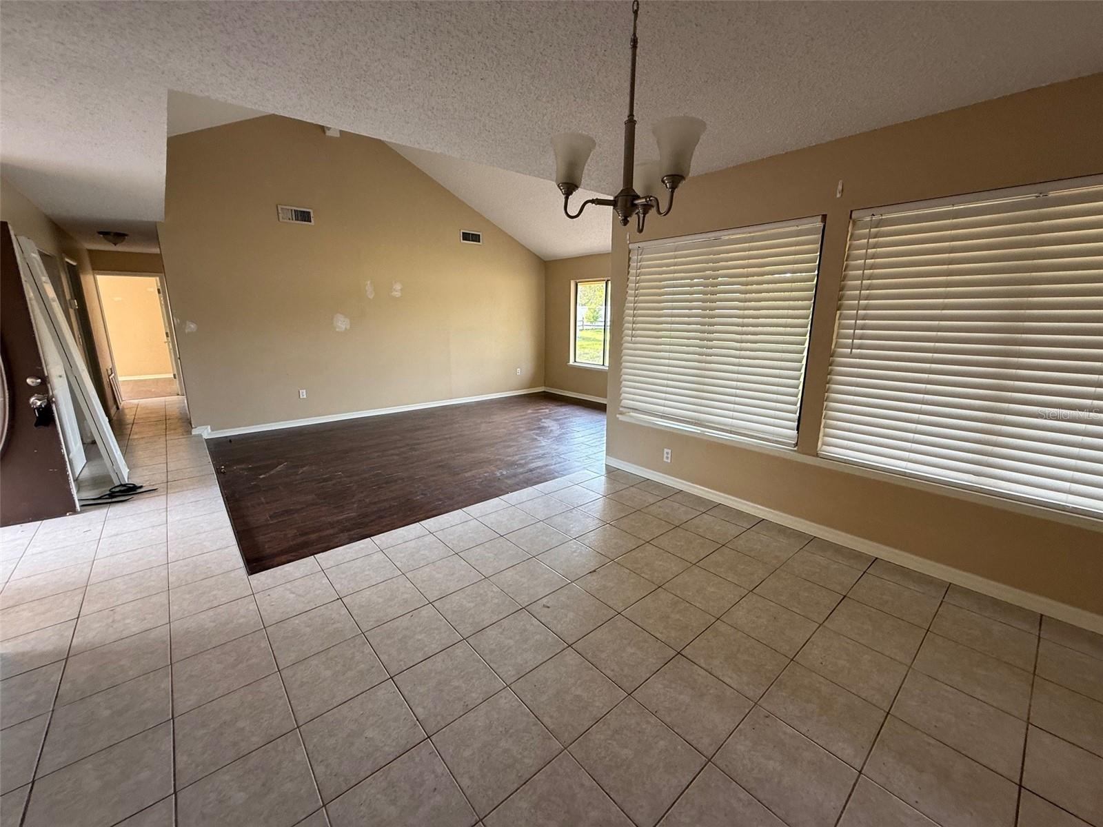 9085 Heather Blvd Property Photo 4