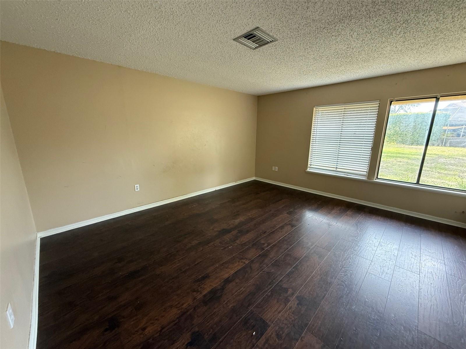 9085 Heather Blvd Property Photo 6