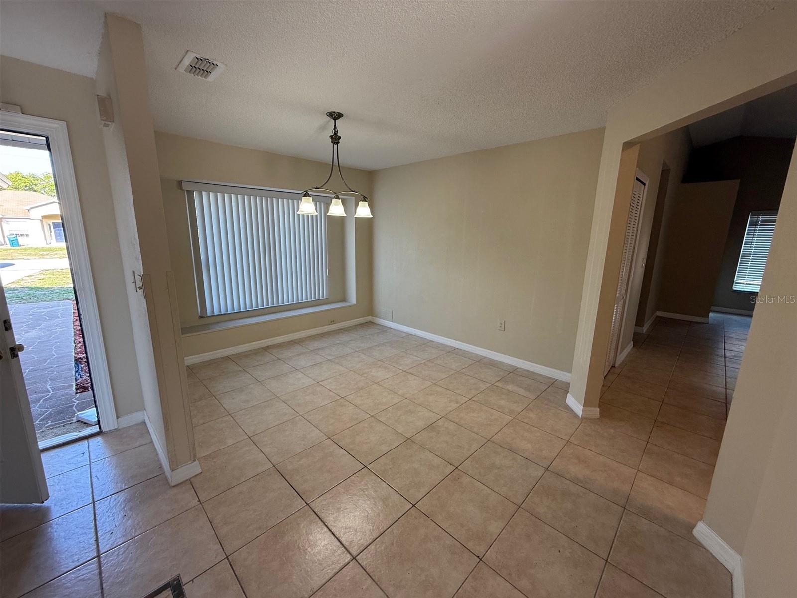 2392 Fairview Rd Property Photo 9
