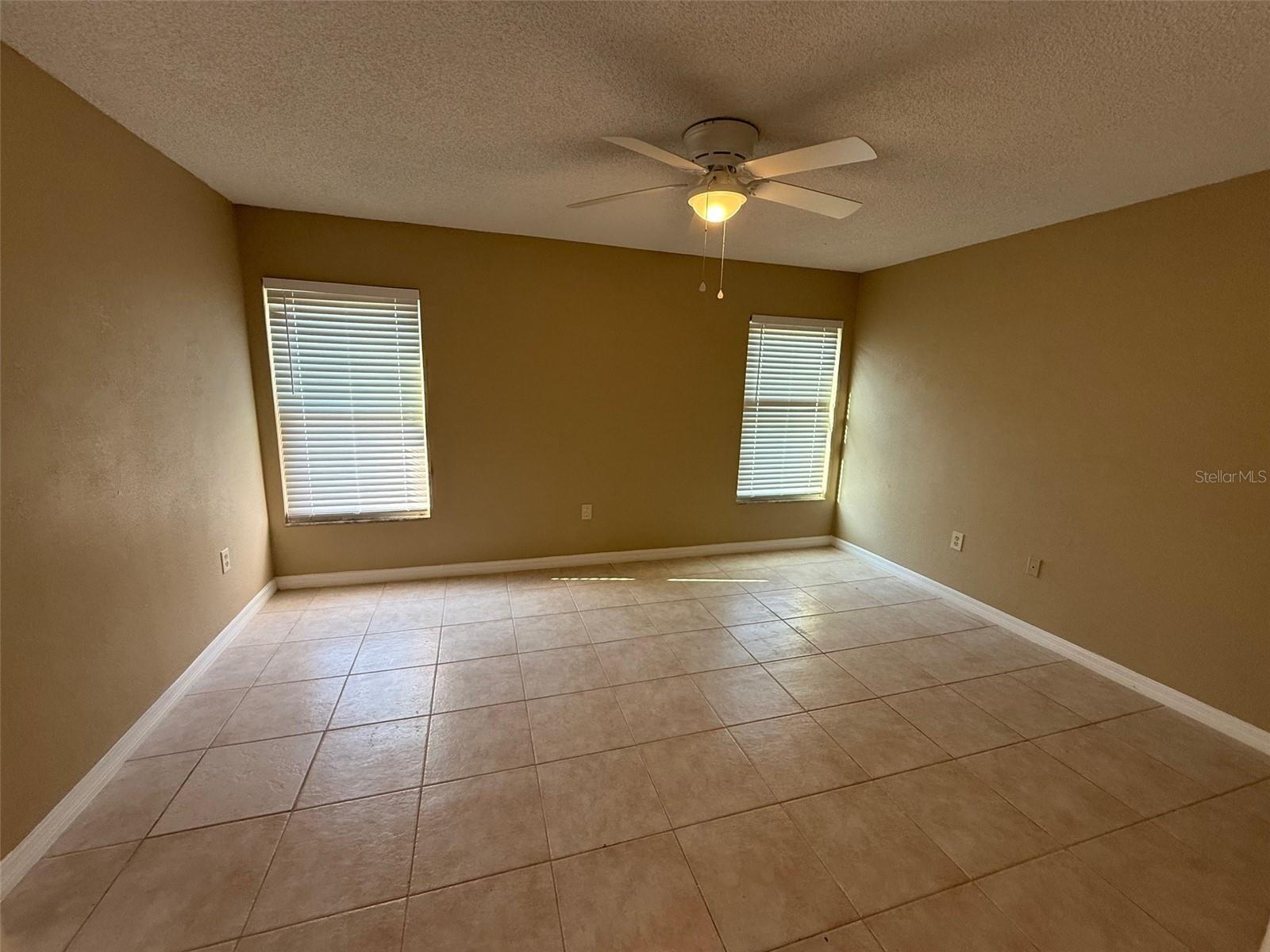 2392 Fairview Rd Property Photo 10