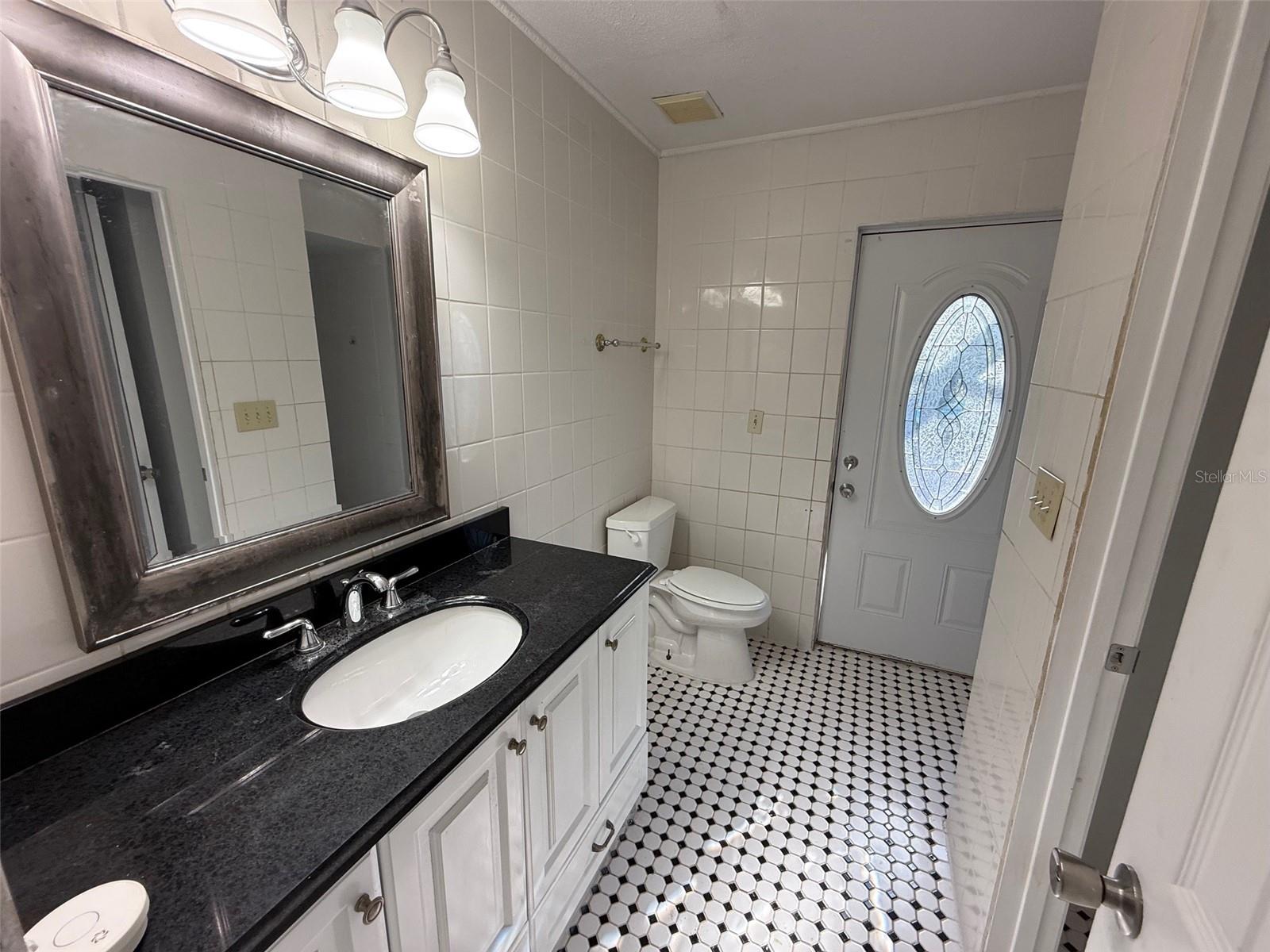 2392 Fairview Rd Property Photo 12