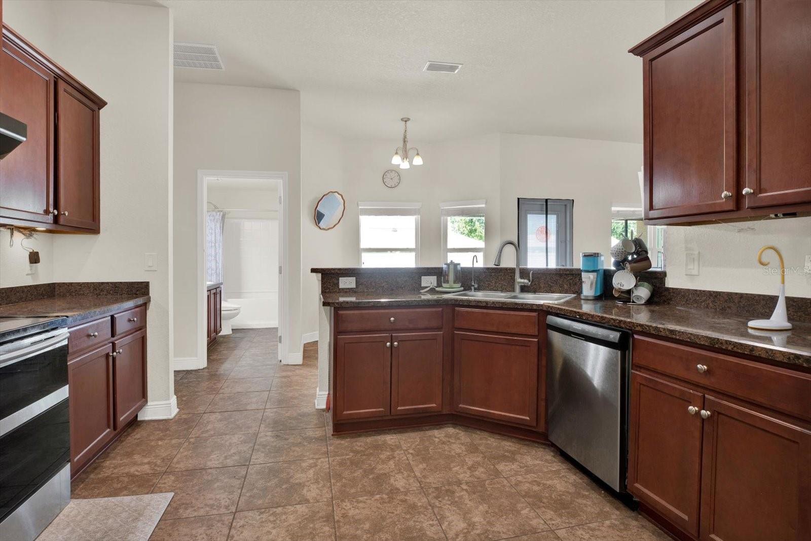 14061 White Plains St Property Photo 10