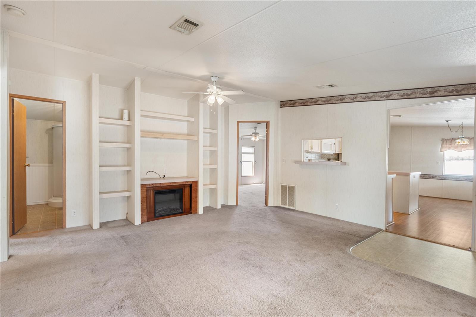 5205 Botany Dr Property Photo 5