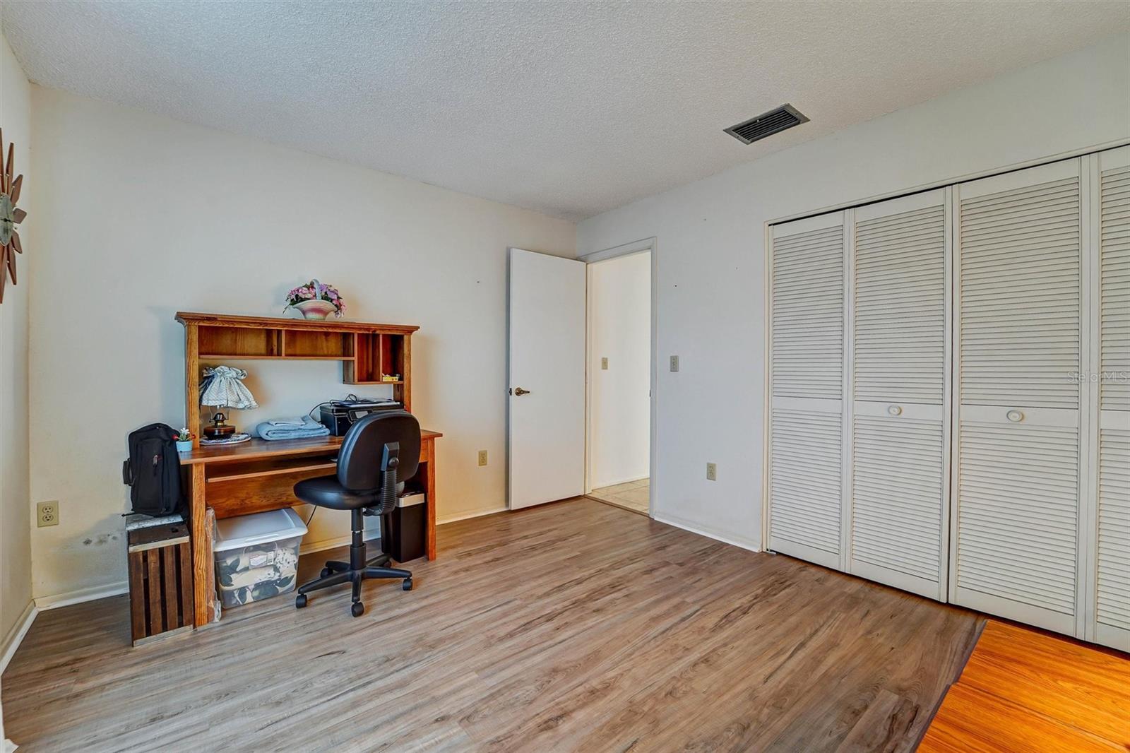 11340 Dollar Lake Dr #2 Property Photo 18