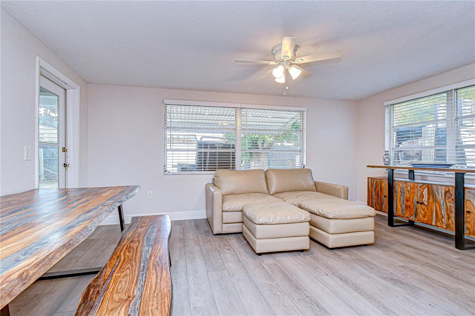 10901 Oldham Rd Property Photo 21