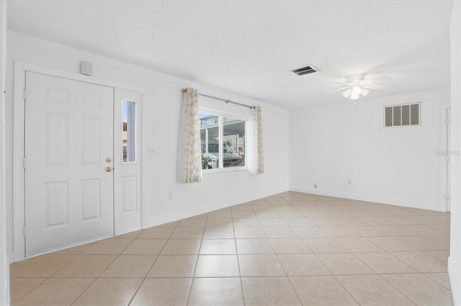 13538 Leslie Dr Property Photo 26