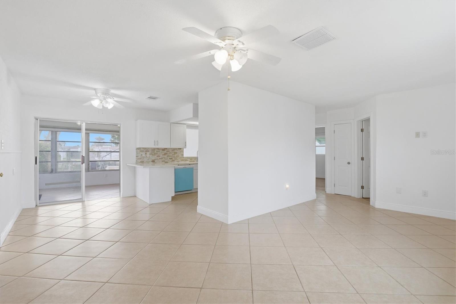 13538 Leslie Dr Property Photo 28
