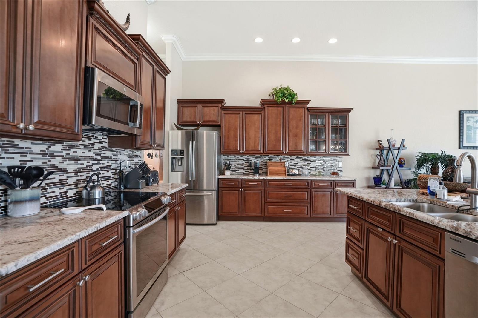 9203 Lake Cypress Loop Property Photo 24