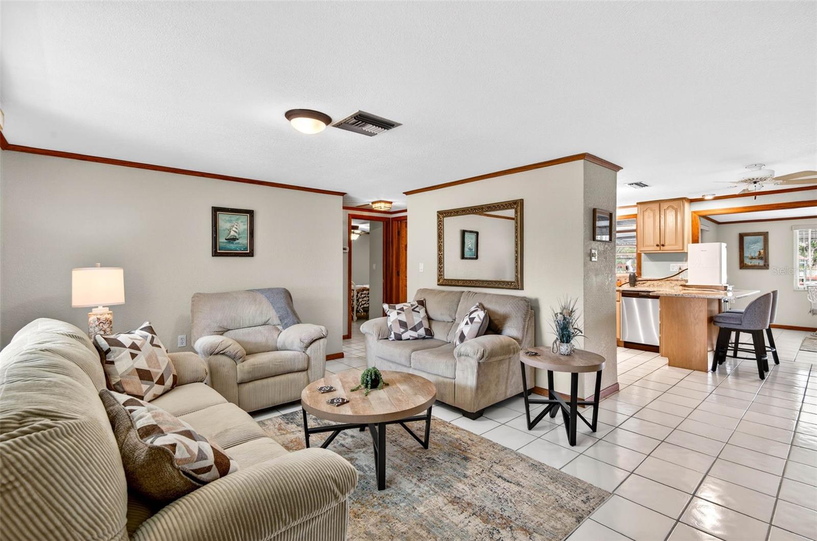 6645 Harbor Dr Property Photo 4