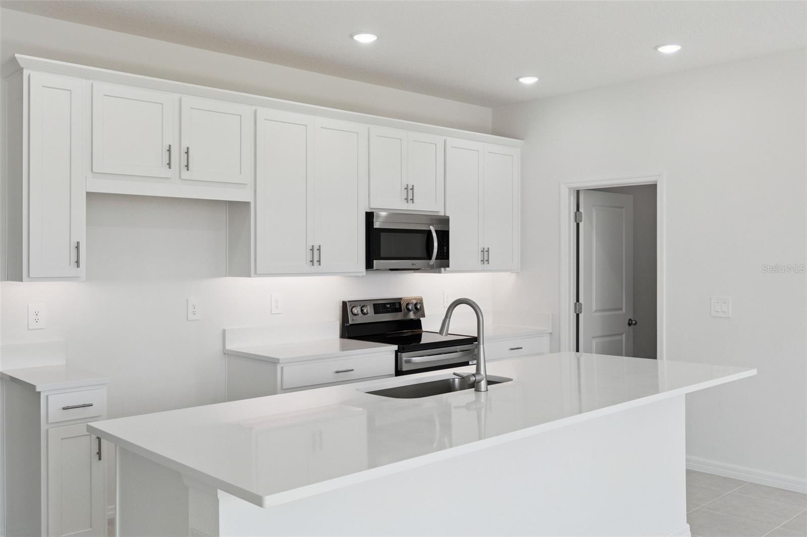 4279 Darby Ct Property Photo 5