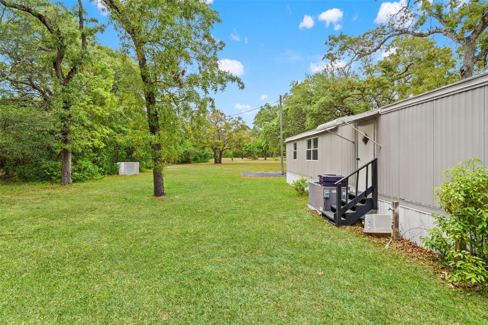 3345 Ballard St Property Photo 35