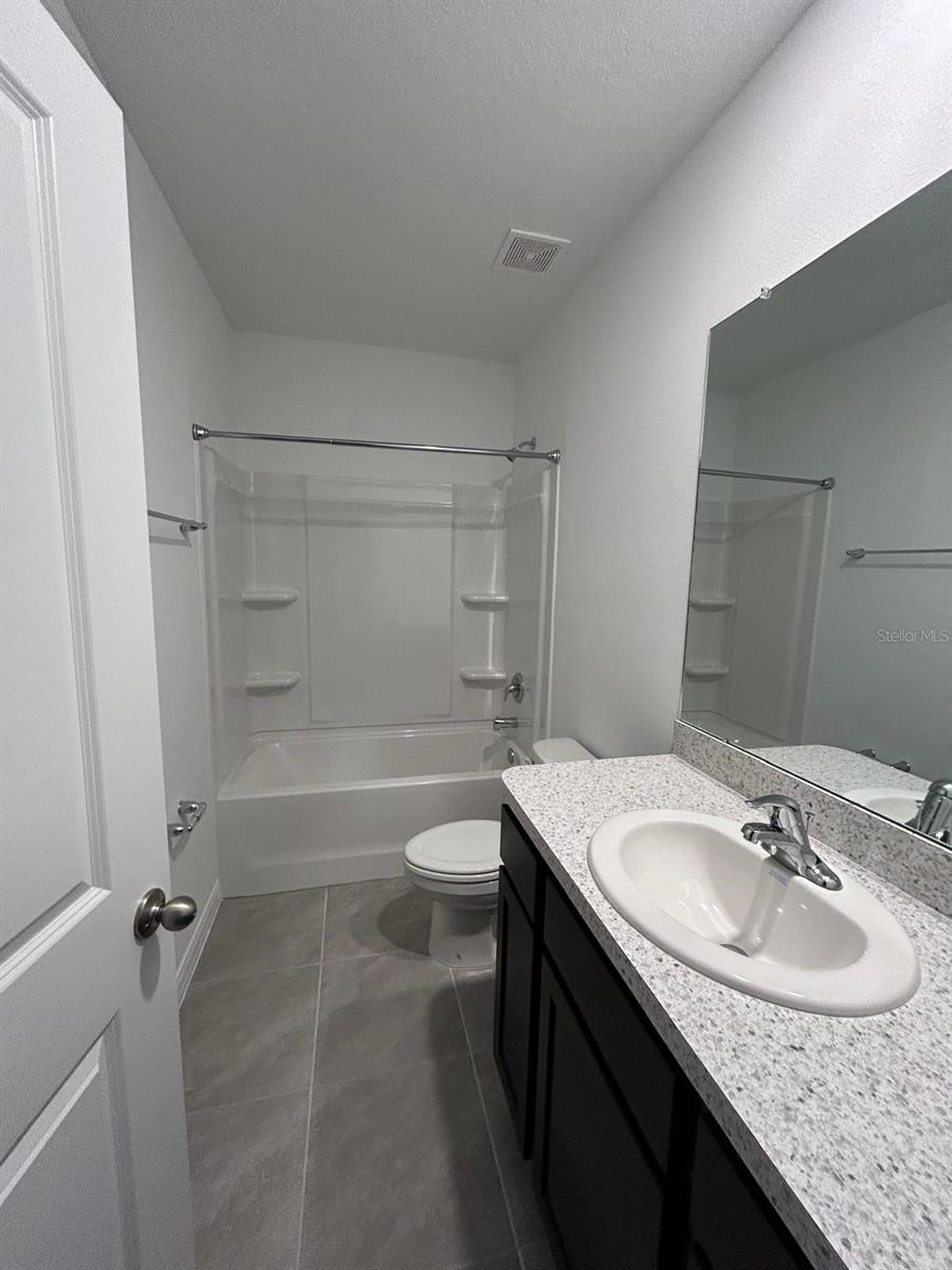 16620 Grotto Steam Pl Property Photo 12