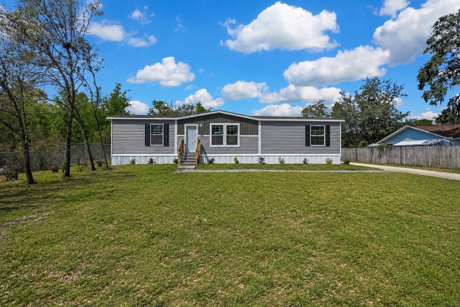 5342 S Isabel Ter Property Photo 1