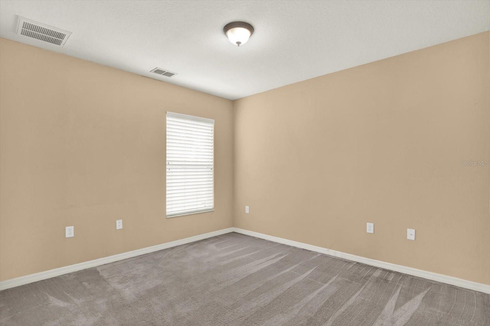 5477 Colchester Ave Property Photo 24