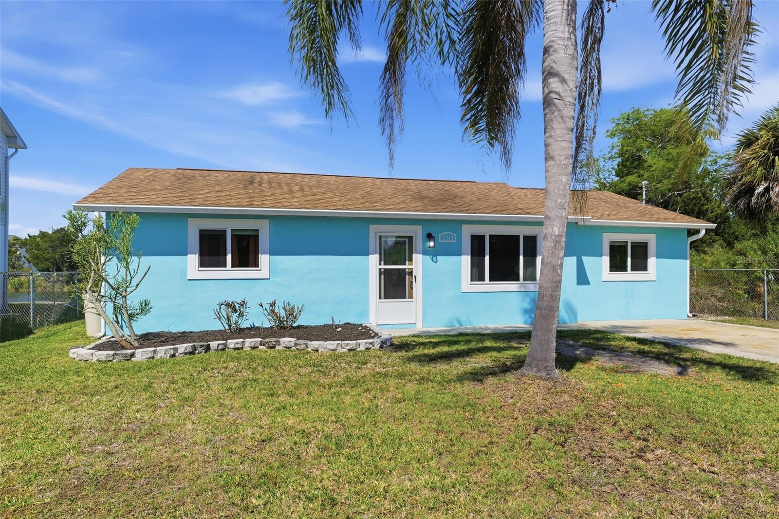 3243 Azalea Dr Property Photo 5