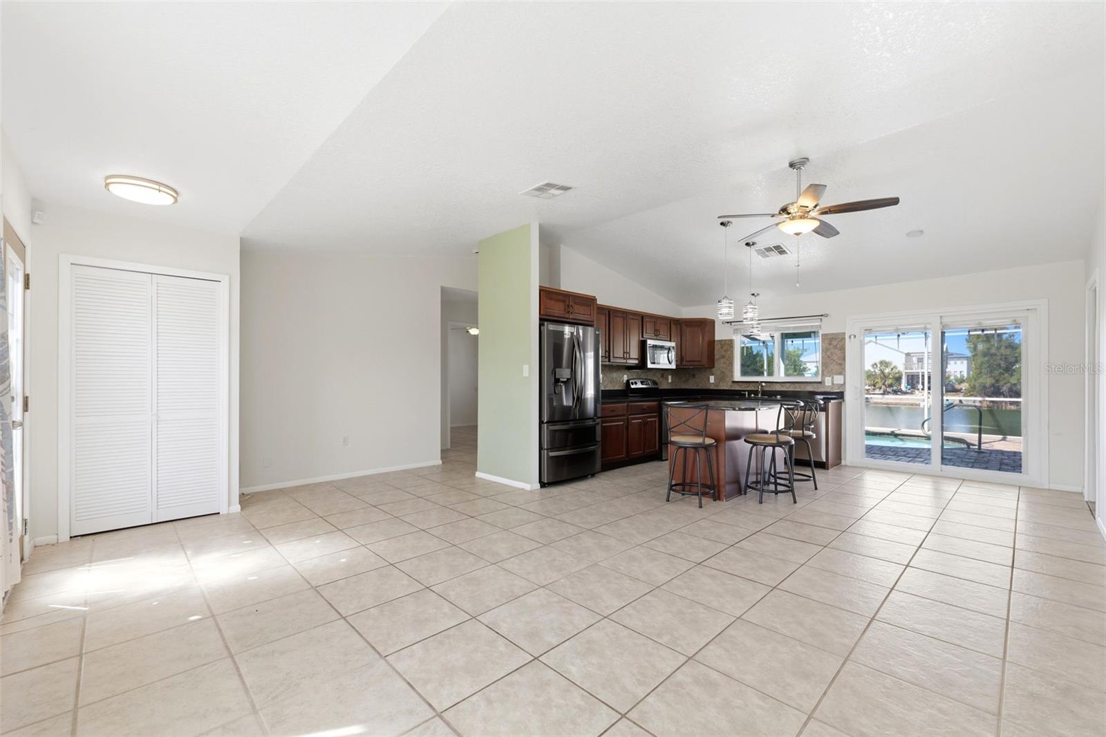 3243 Azalea Dr Property Photo 12