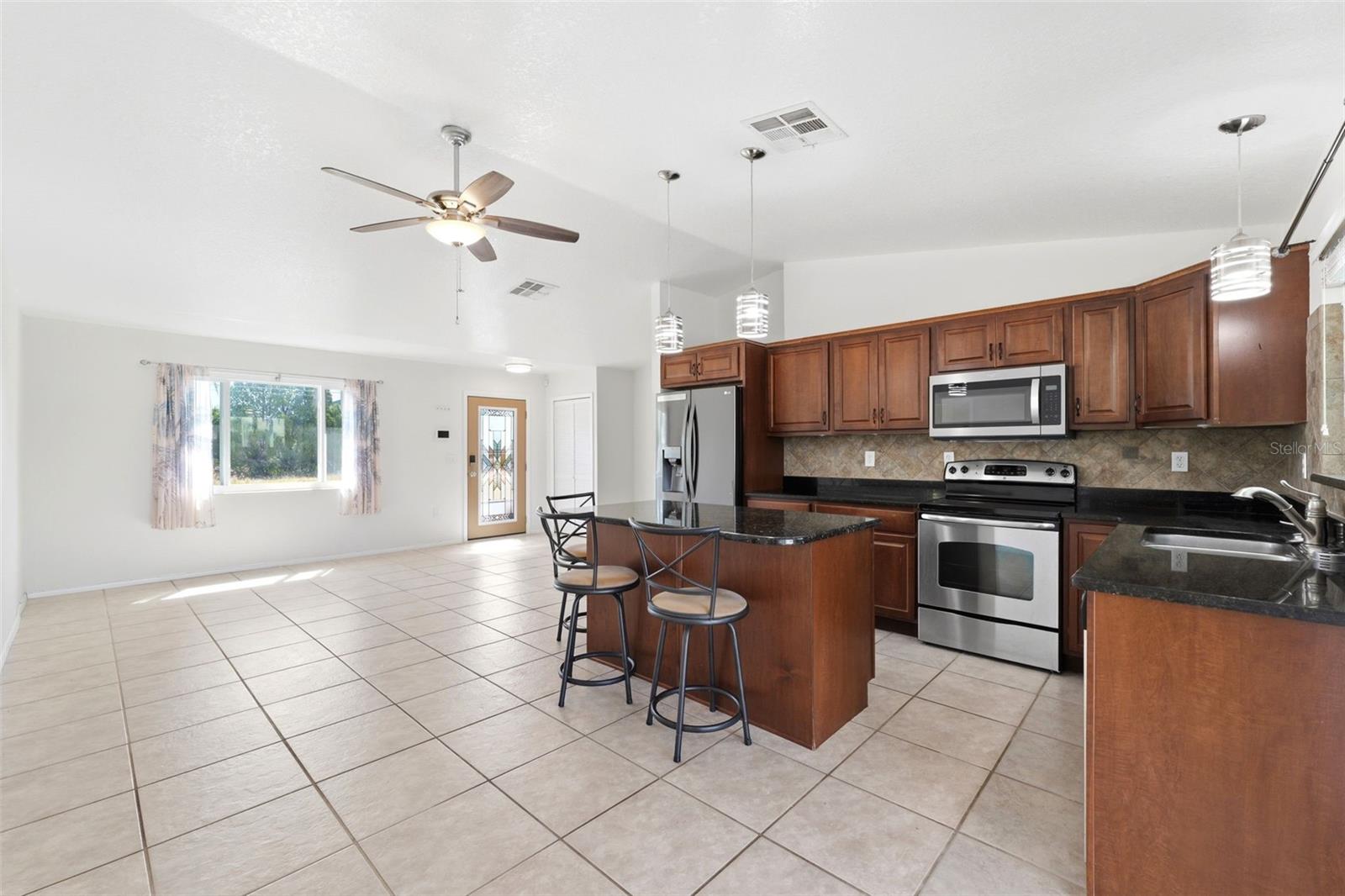 3243 Azalea Dr Property Photo 16