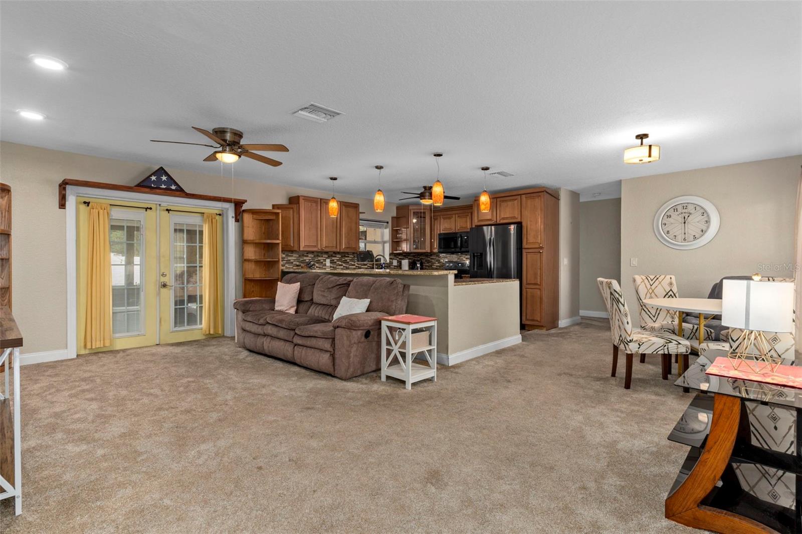 7367 Gates Cir Property Photo 14