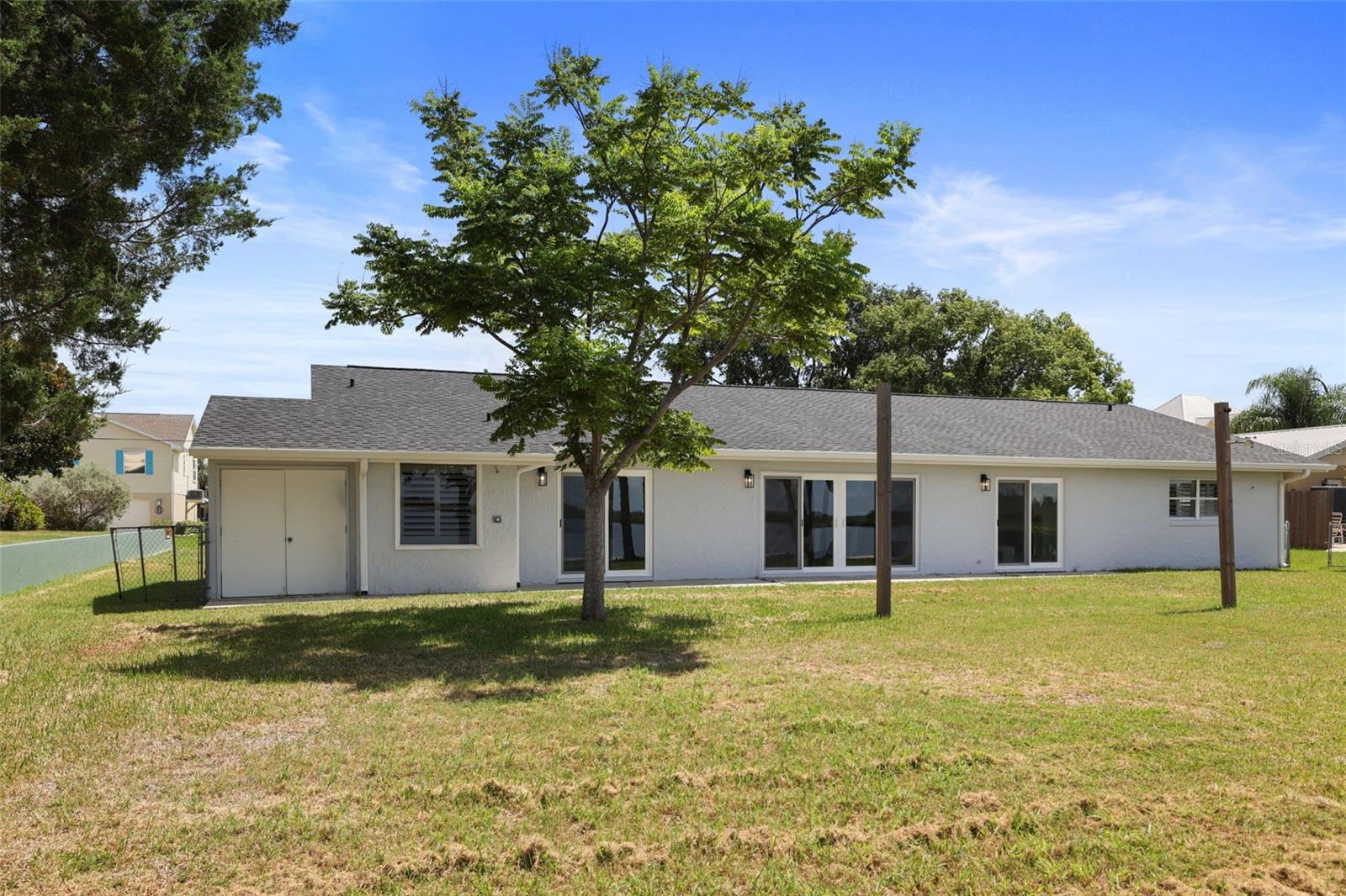 11930 W Bayshore Dr Property Photo 5