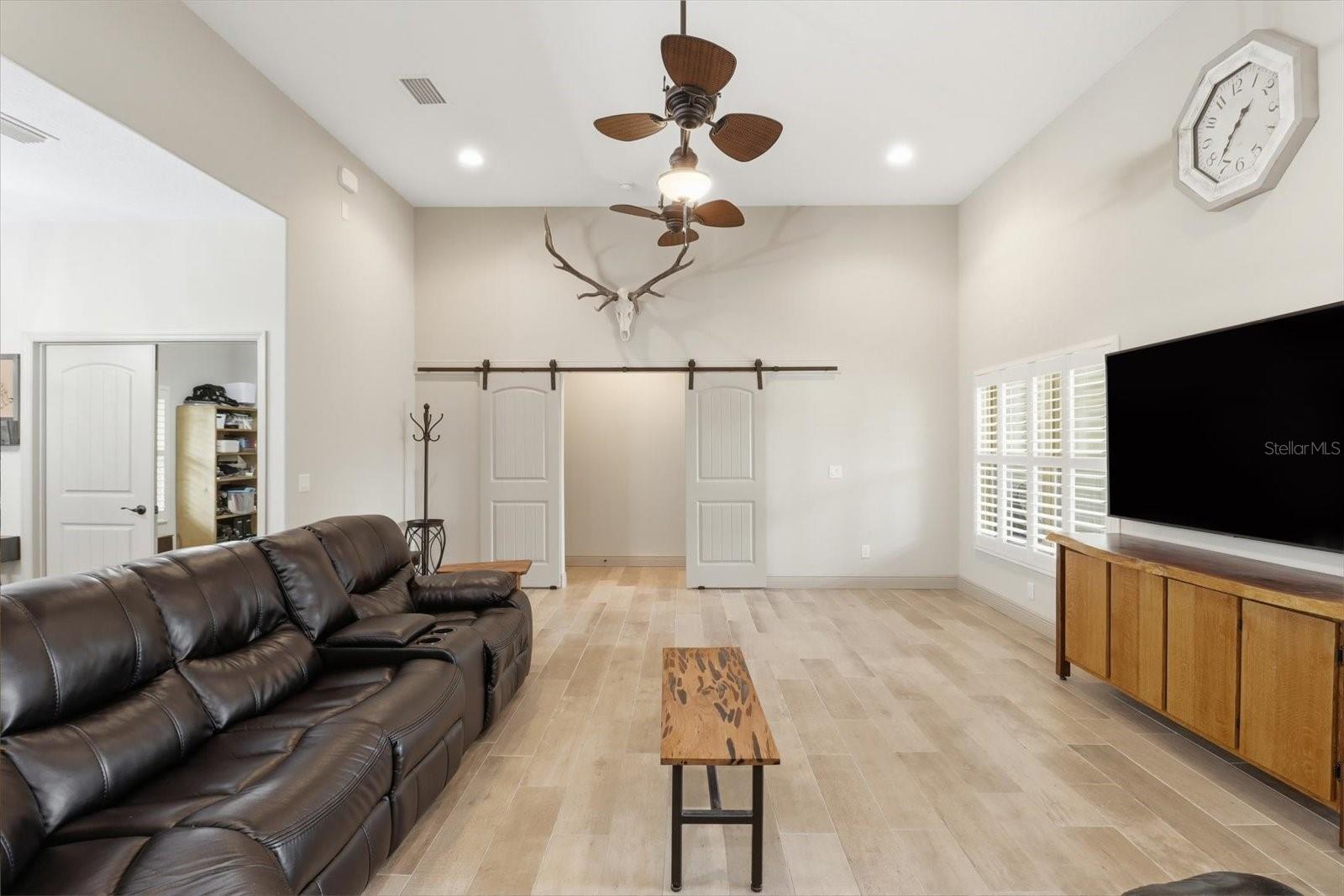 W7884646 Property Photo 13
