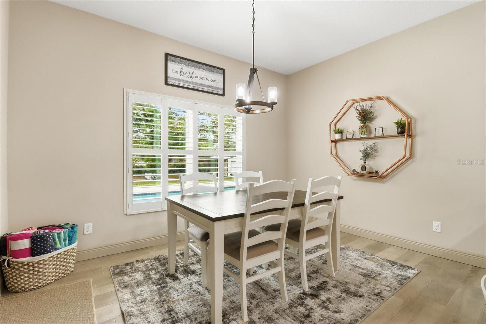W7884646 Property Photo 21