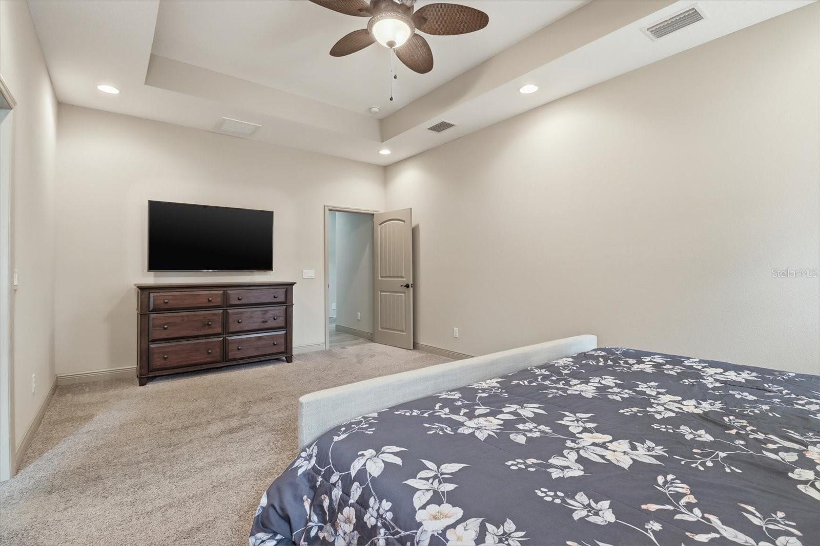 W7884646 Property Photo 24