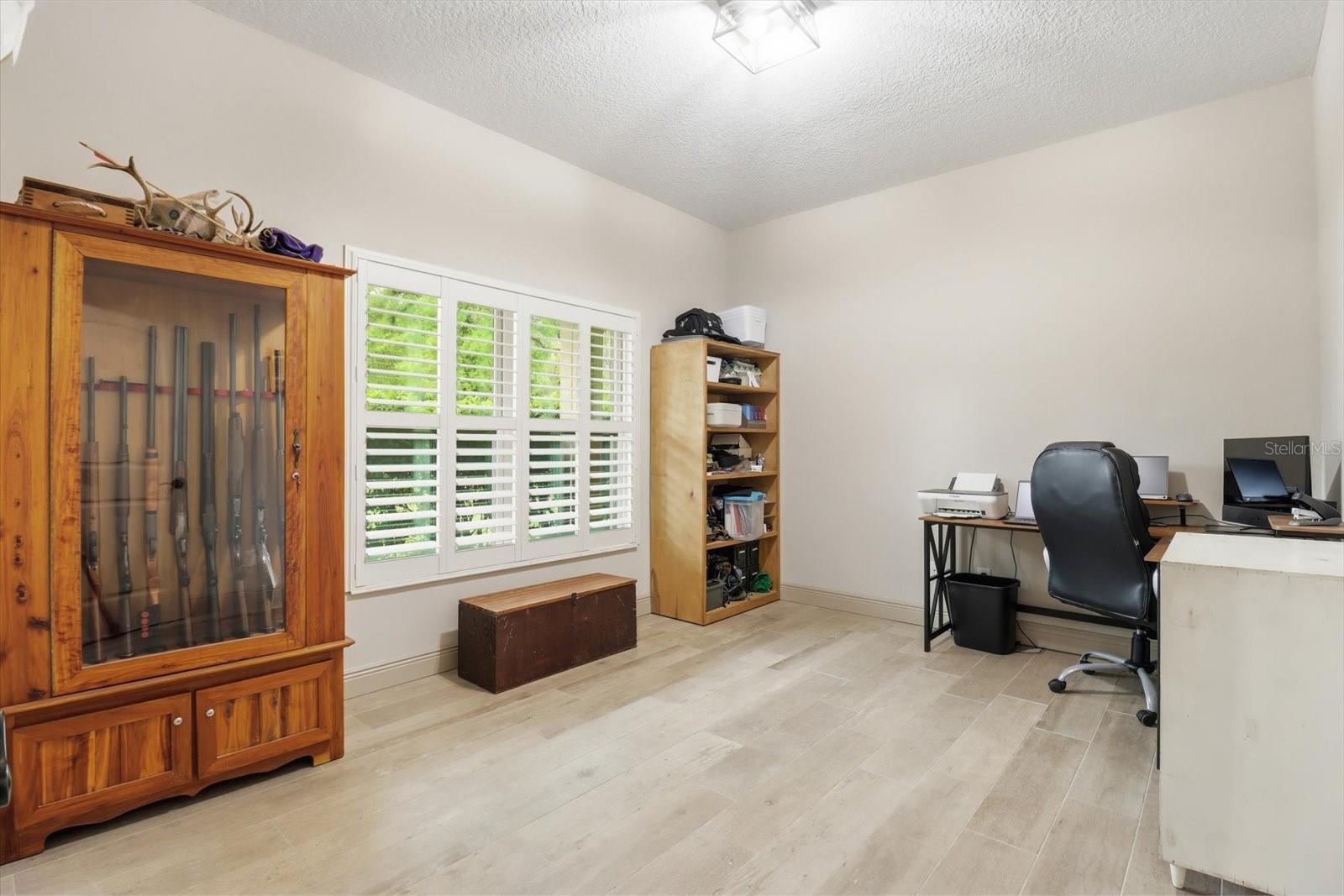 W7884646 Property Photo 31