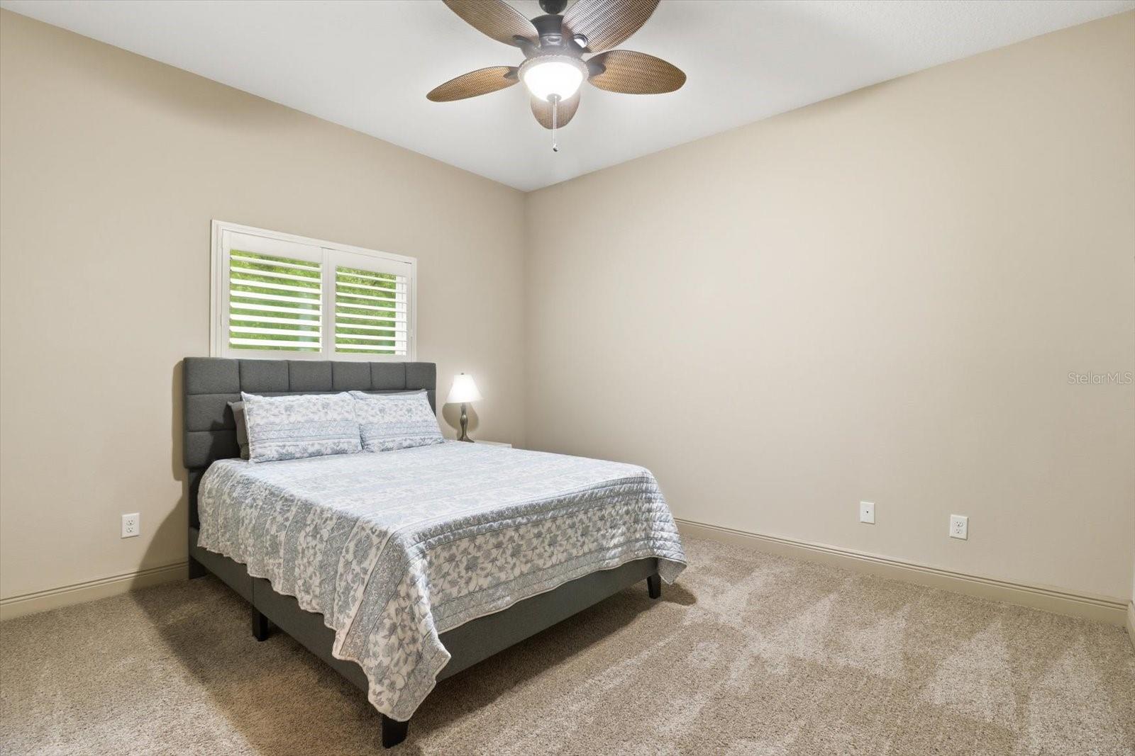 W7884646 Property Photo 33