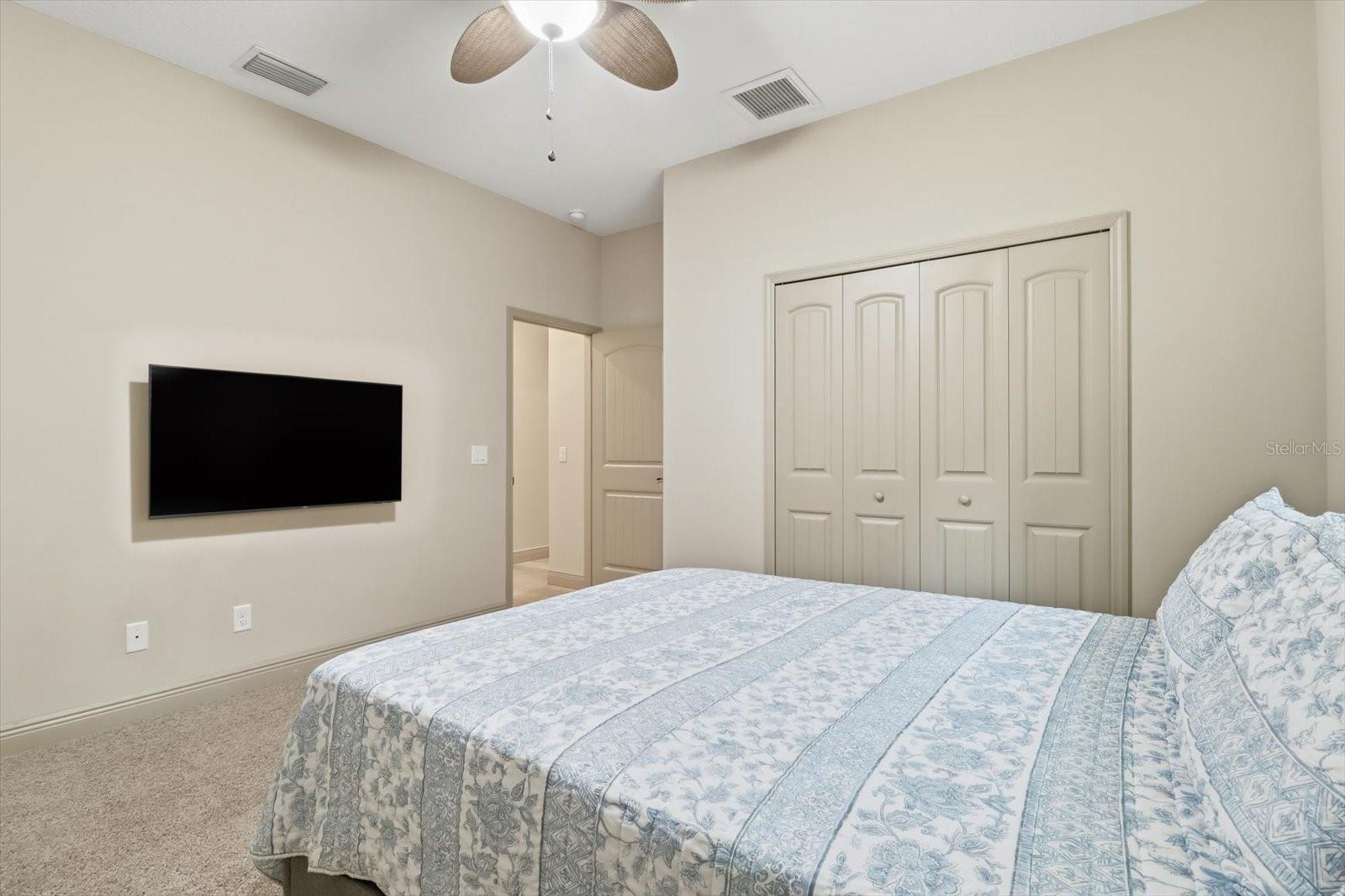 W7884646 Property Photo 34