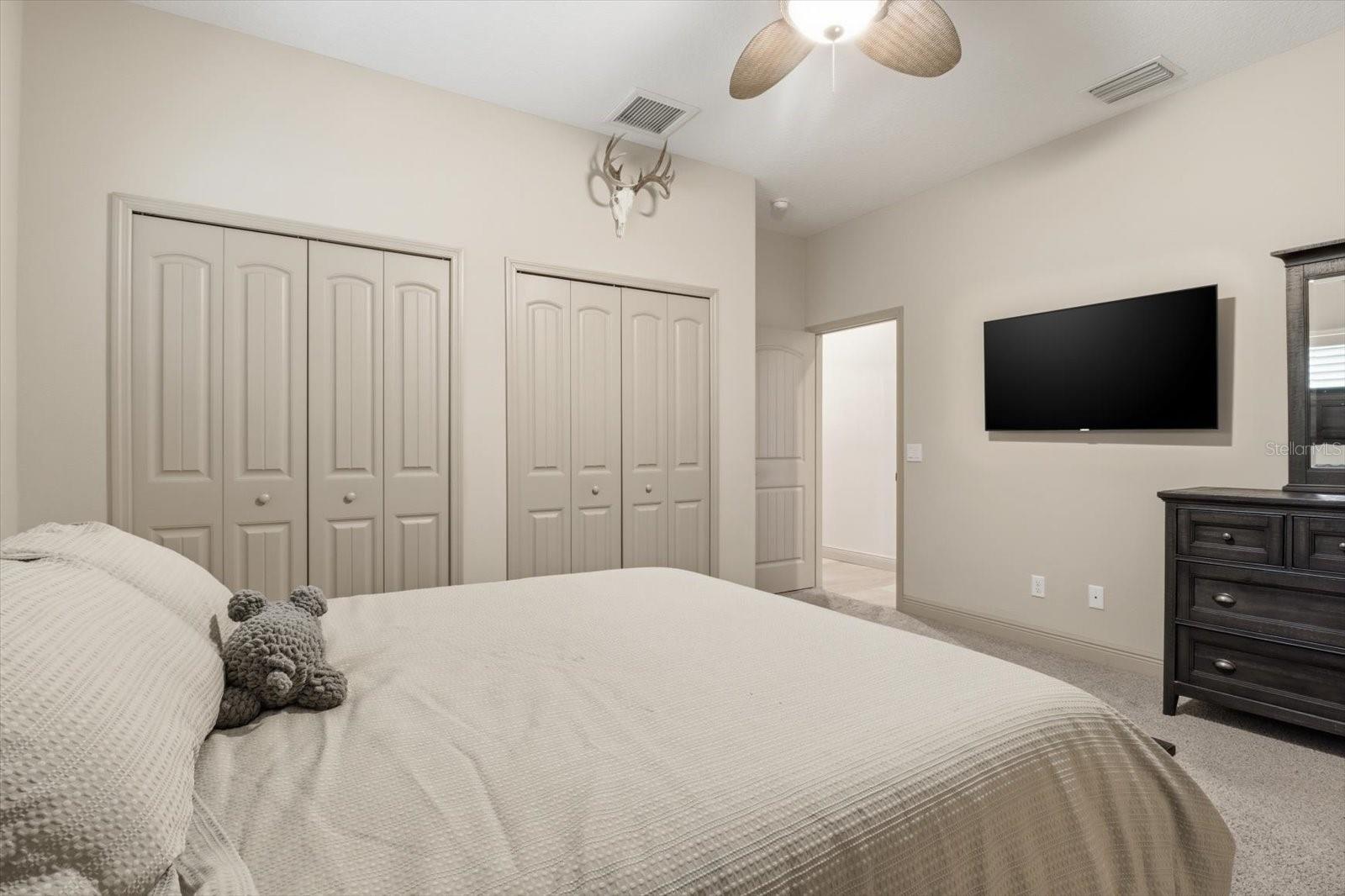 W7884646 Property Photo 37