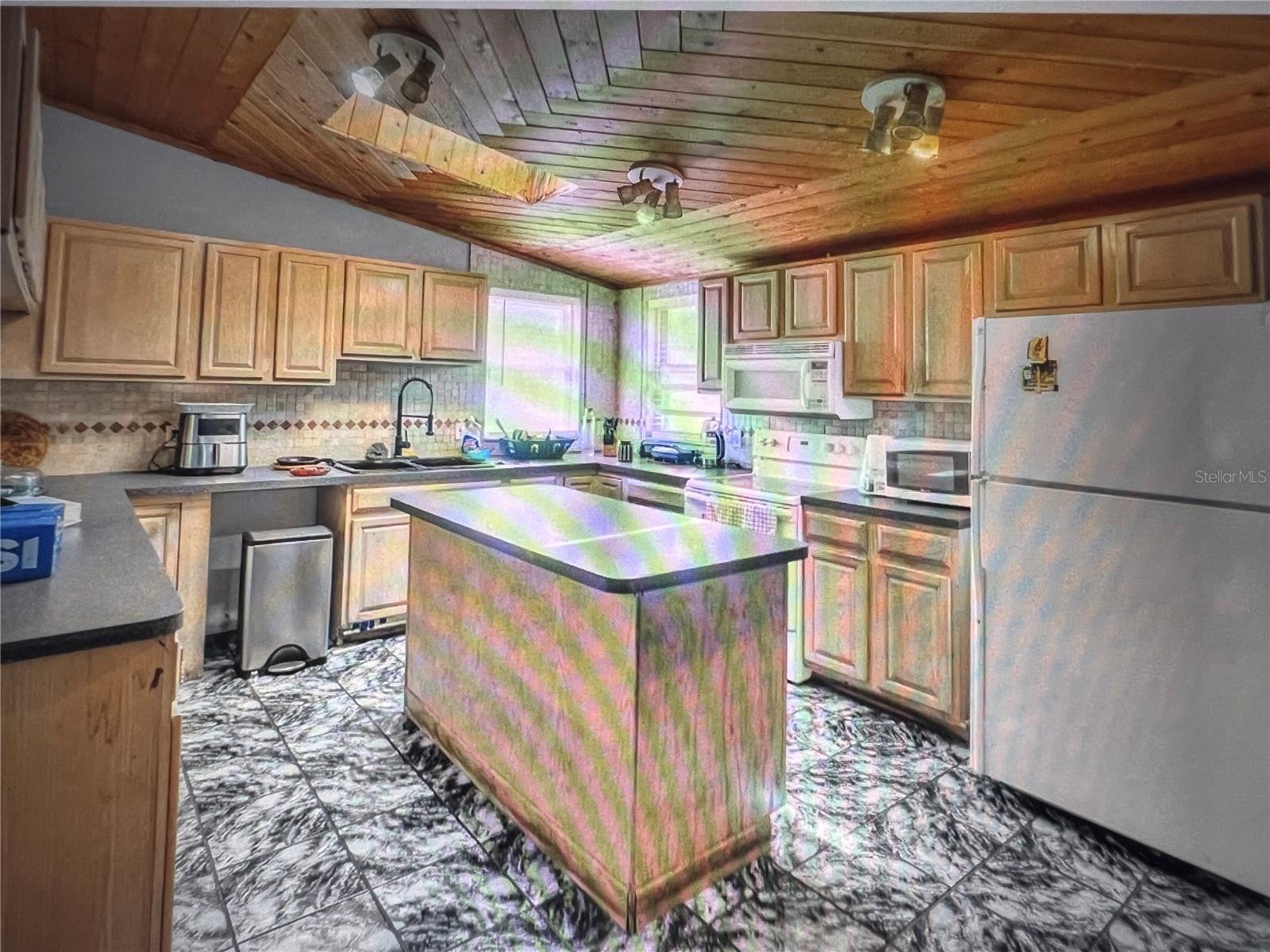 5543 Moog Rd Property Photo 21
