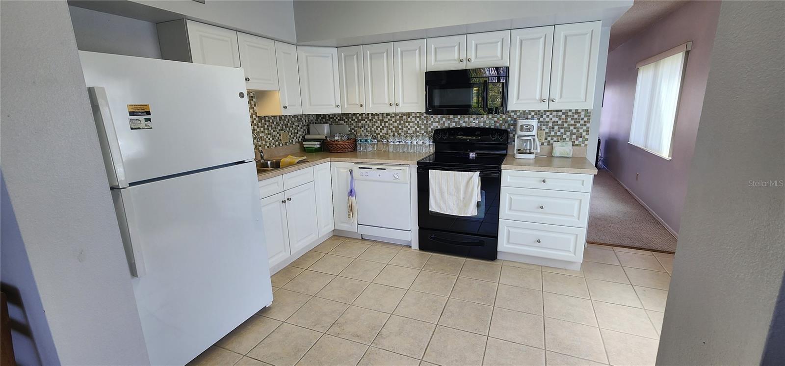 2402 Ecuadorian Way #22 Property Photo 13