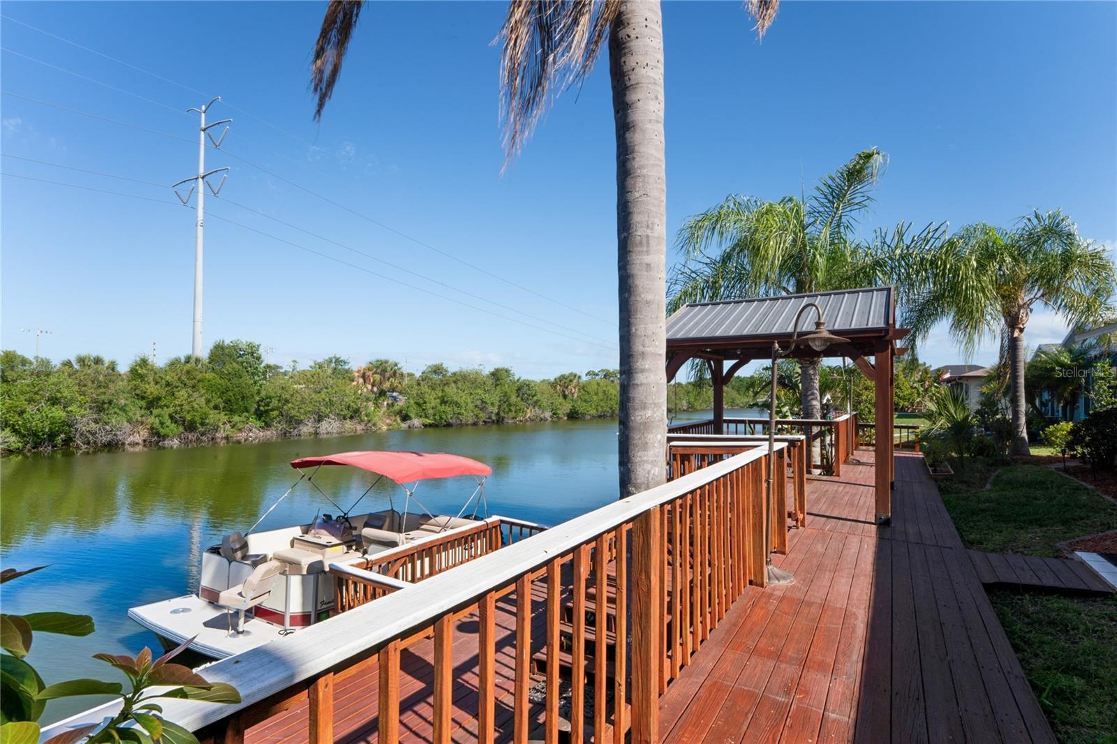 2529 San Luis Rd Property Photo 9