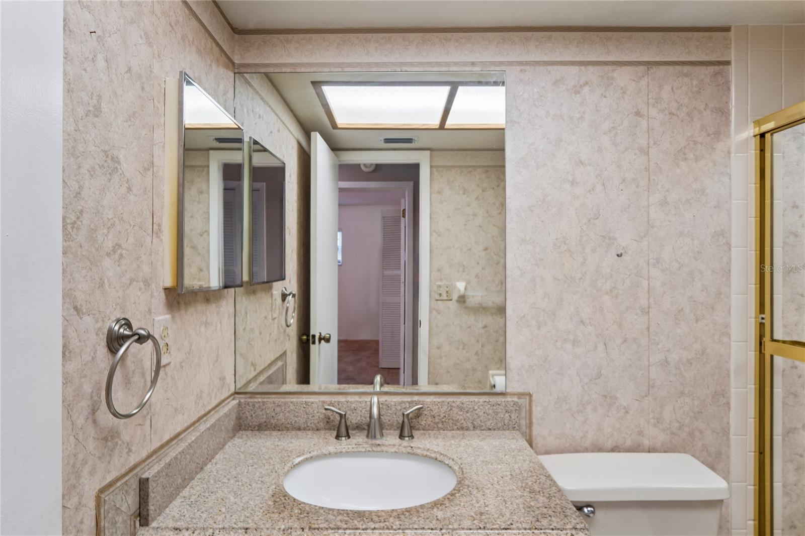 2529 San Luis Rd Property Photo 33