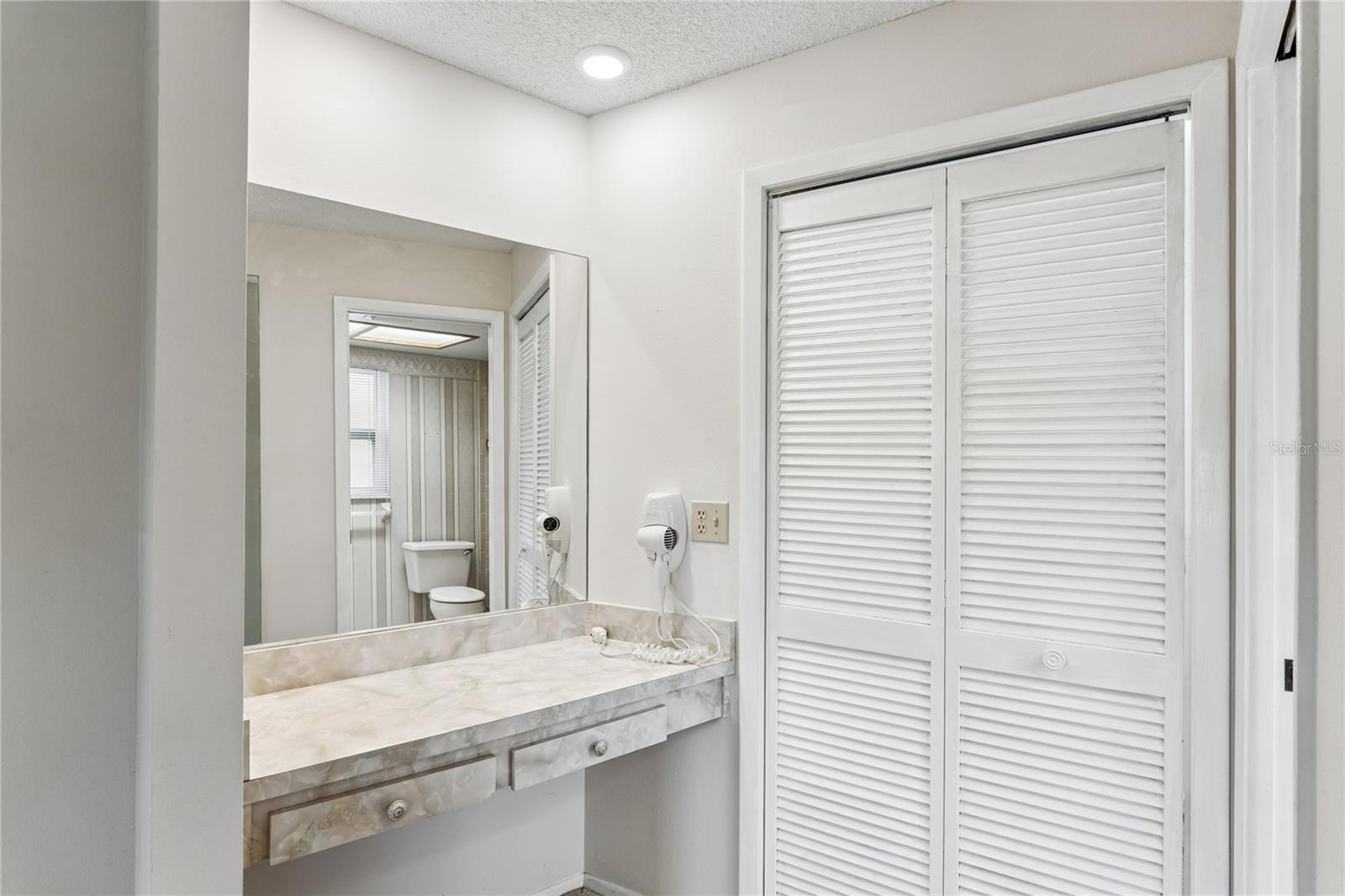2529 San Luis Rd Property Photo 40