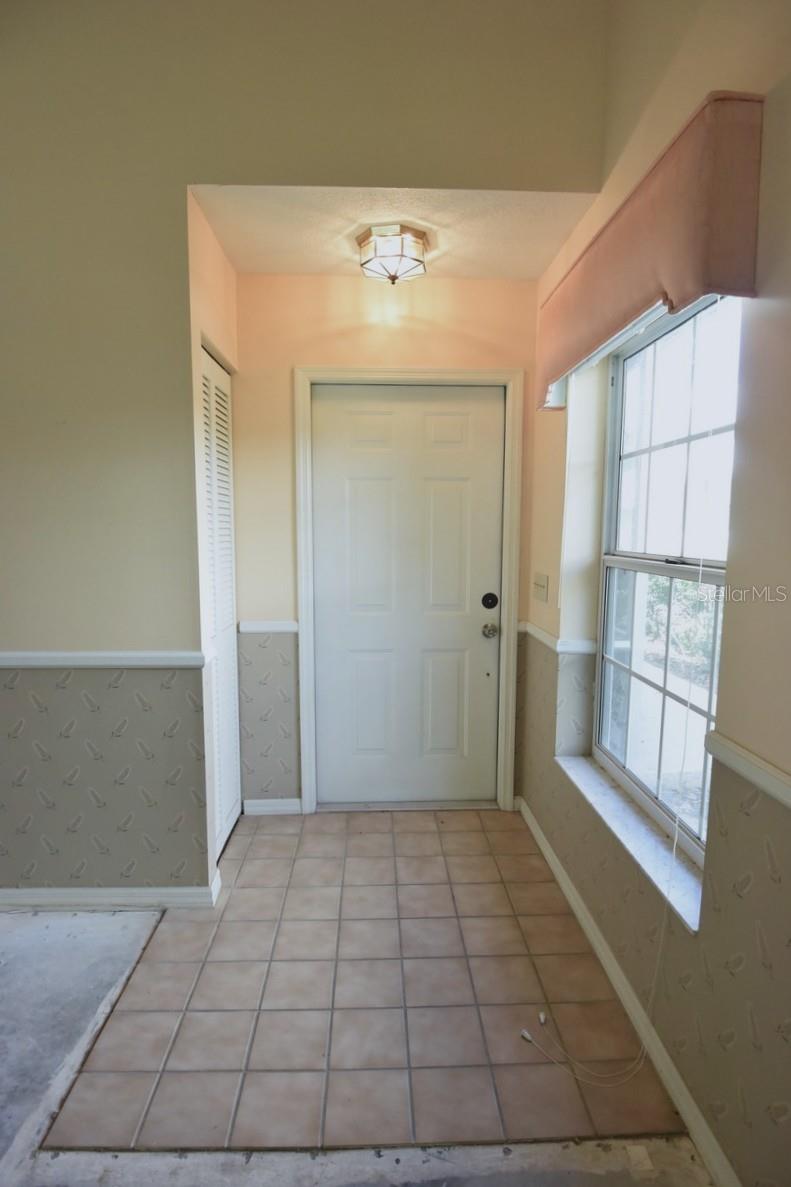 2401 Sw 20th Ct Property Photo 4
