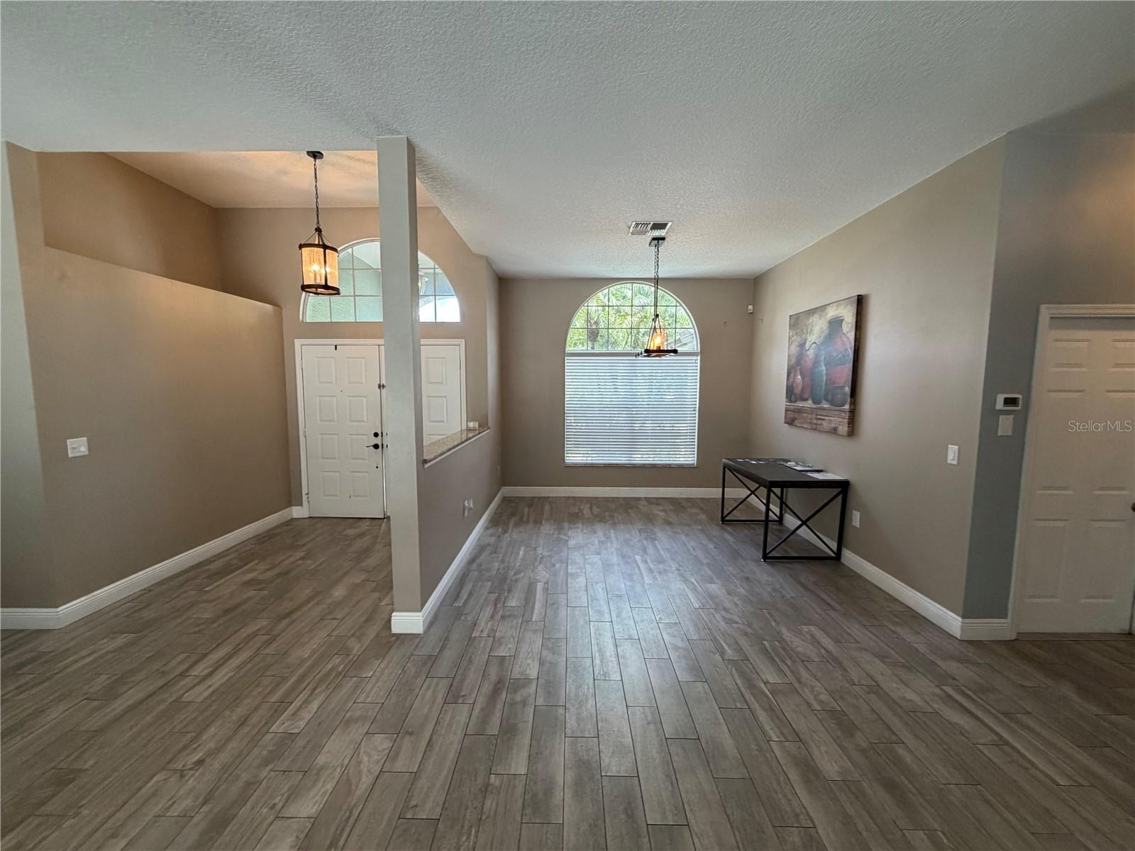 1616 Kinsmere Dr Property Photo 15