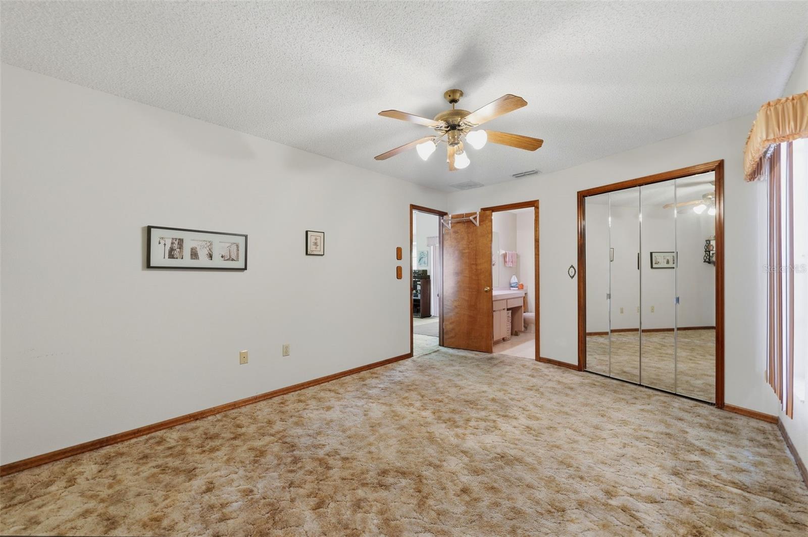 10464 Maderia St Property Photo 15