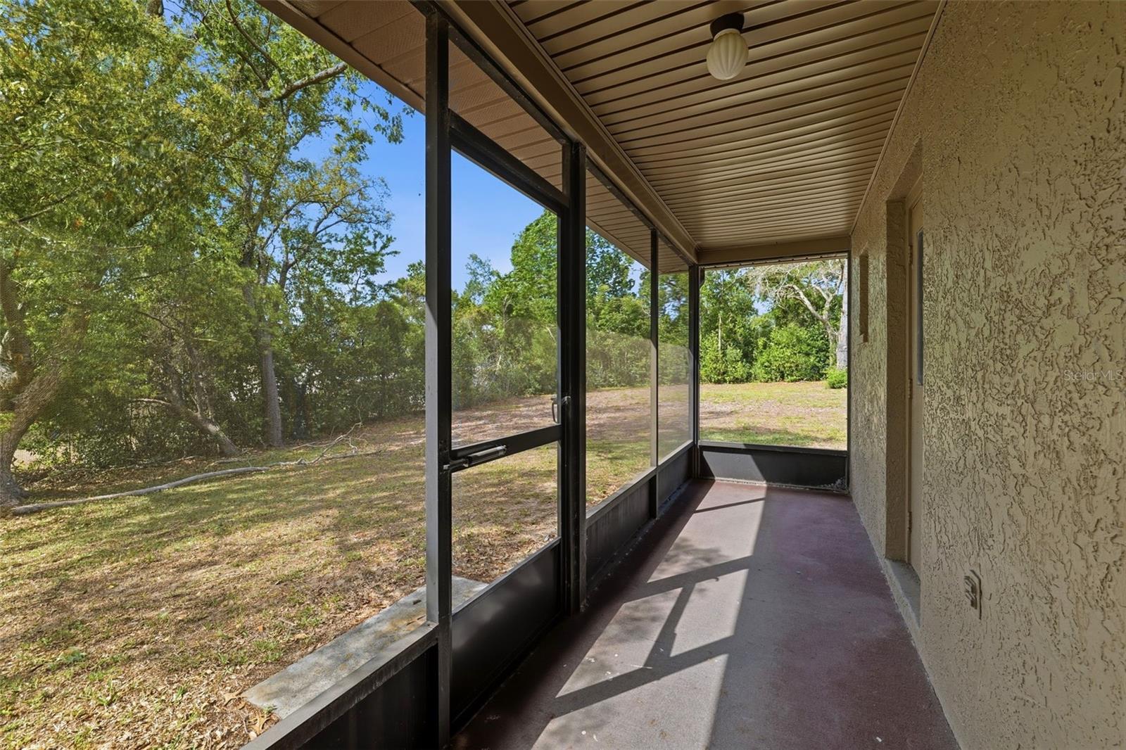 10464 Maderia St Property Photo 21