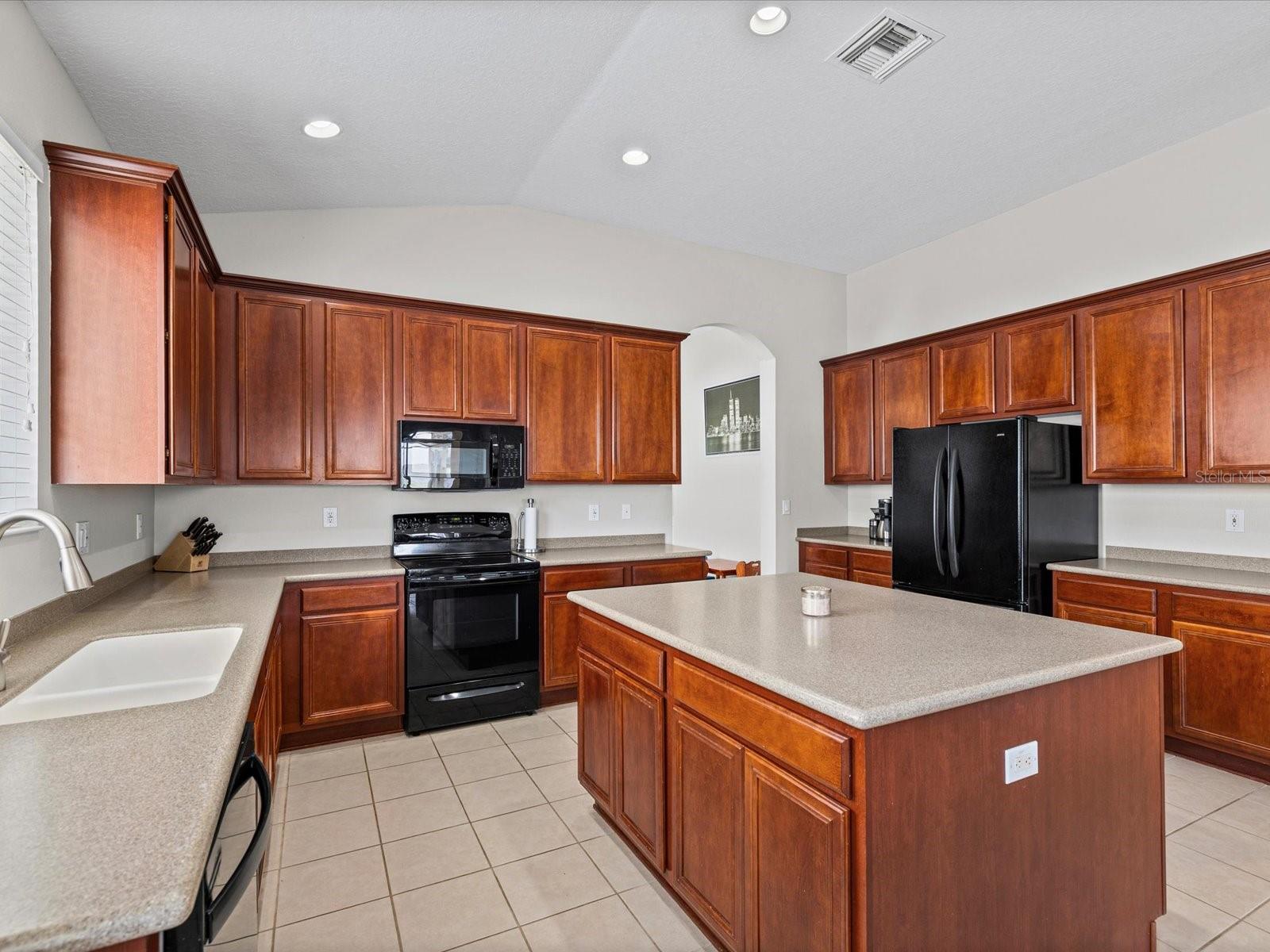 13744 Trull Way Property Photo 4