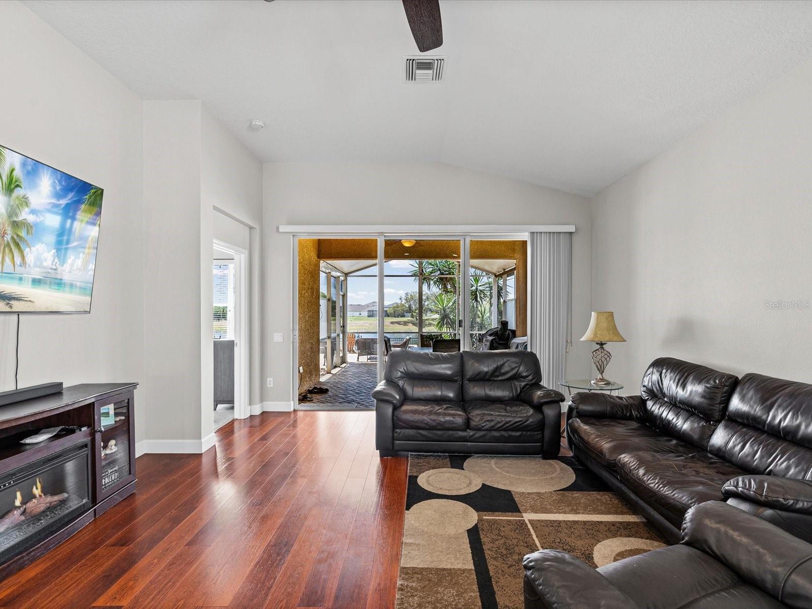 13744 Trull Way Property Photo 5